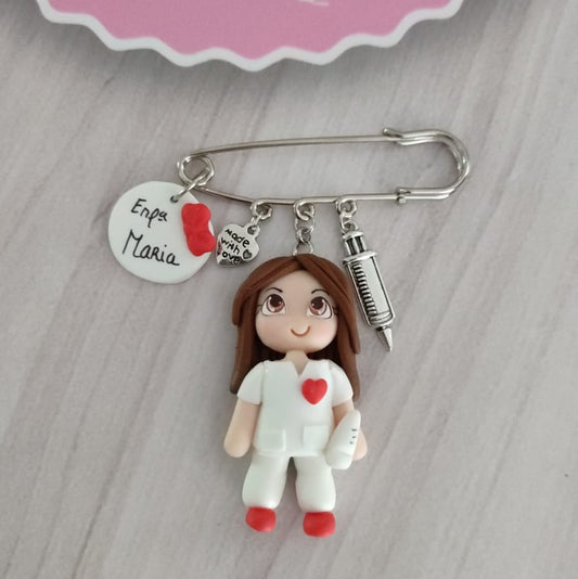 Pregadeiras e porta-chaves Enfermeira