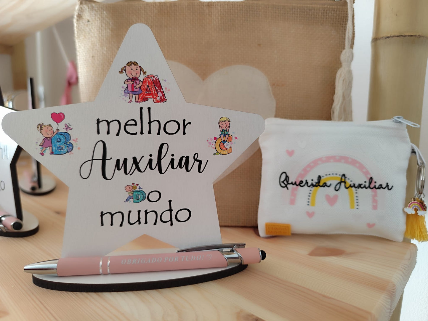 Troféu c/ Caneta Personalizada/ Educadora/ Professora/ Auxiliar