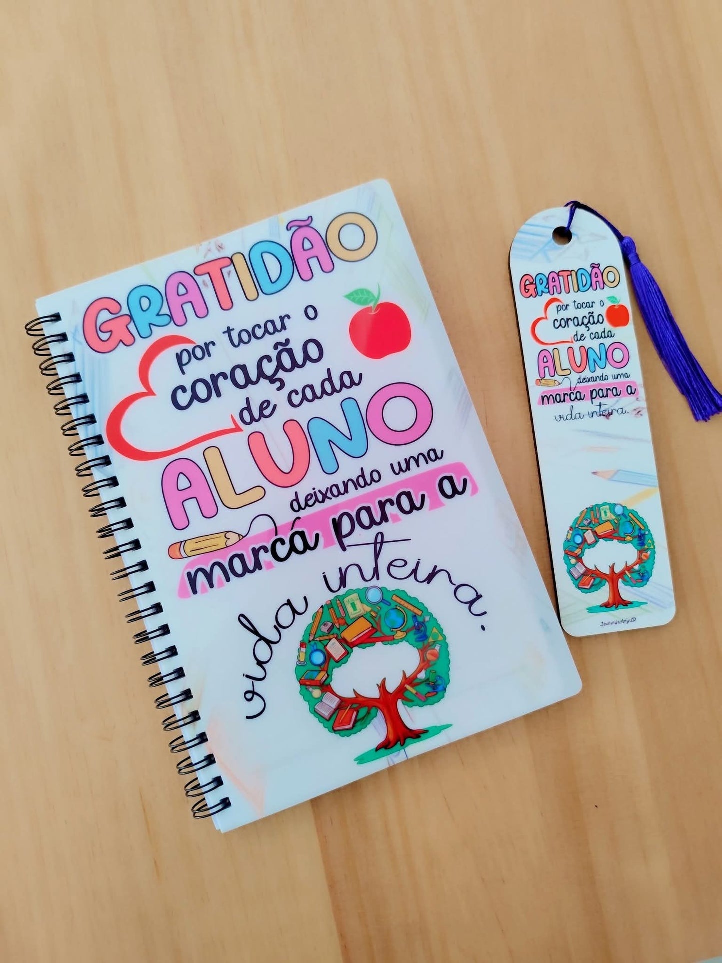 Conjunto de Caderno Personalizado c/ Marca Páginas