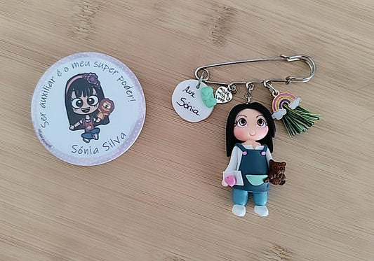 Conjunto de Pregadeira e Crachá